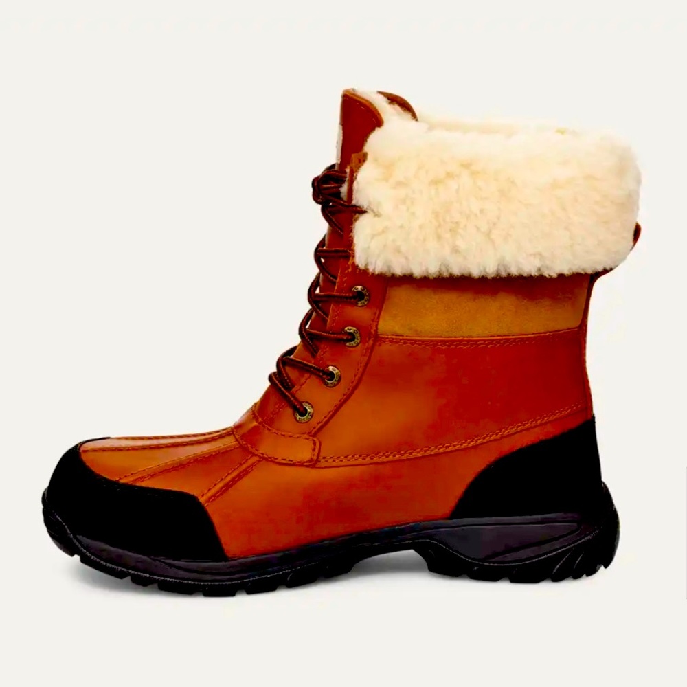 UGG, Butte. Size 11.